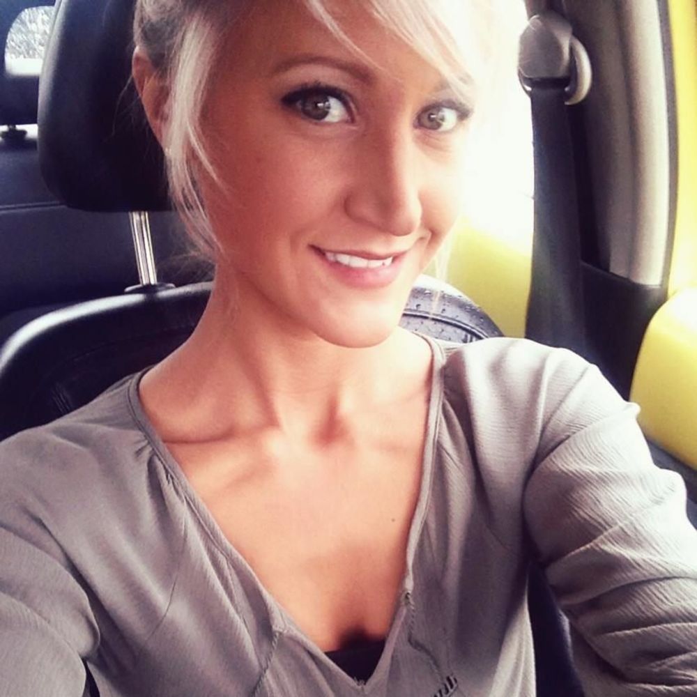 Meet your Posher, Lauren